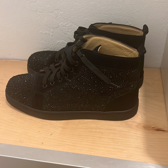 Black and red Louis Vuitton red bottom shoes - Picture 2 of 4